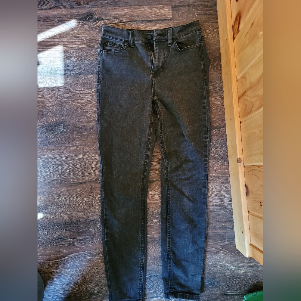 Celebrity Pink Jeans, 3/26
